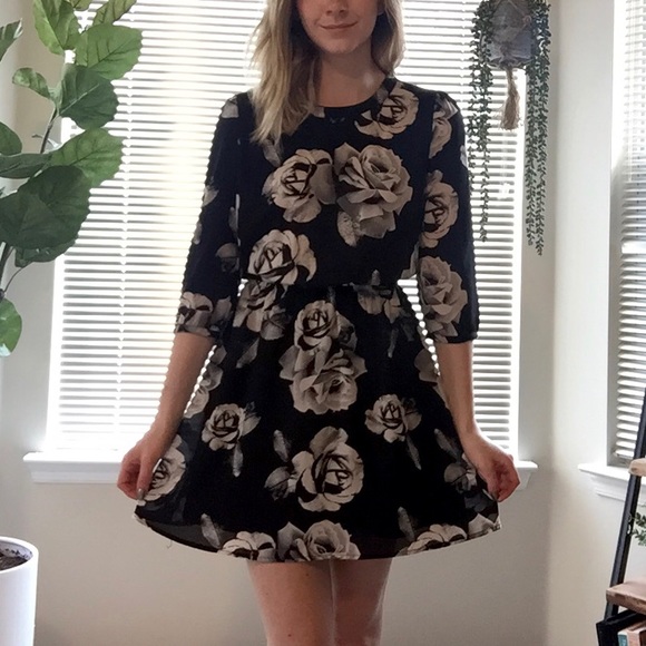 Forever 21 Quarter Sleeve Dress - Picture 4 of 7